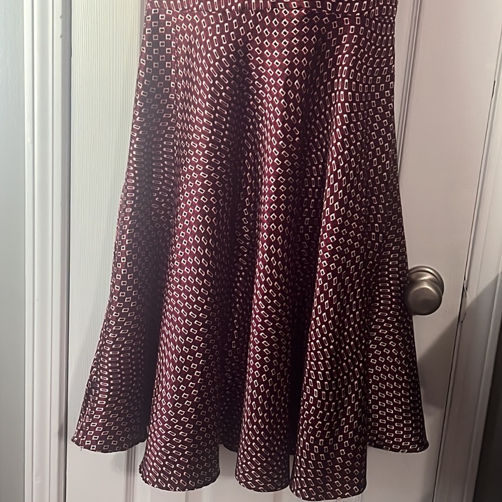 Dress - Picture 2 of 5